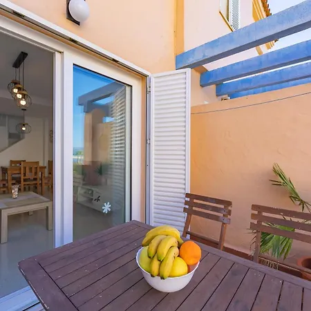 Daire Surla Pajaro Duplex, Sea Views & Pool Tarifa
